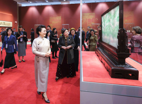 彭 美术馆2.jpg