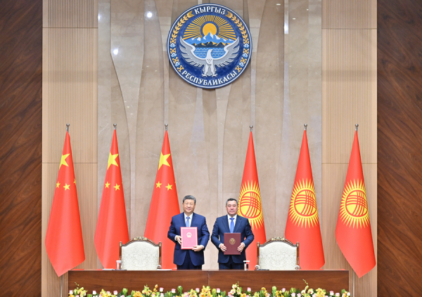 吉会谈6.jpg